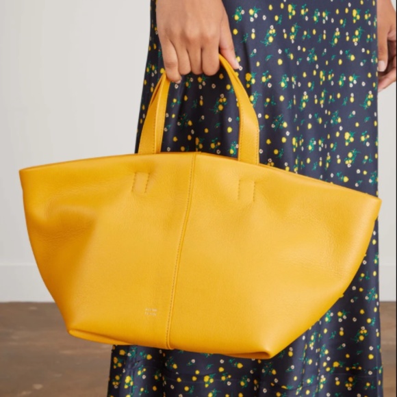 NWT $695 MANSUR GAVRIEL Tulipano Leather Tote in Ochre! - Picture 3 of 3
